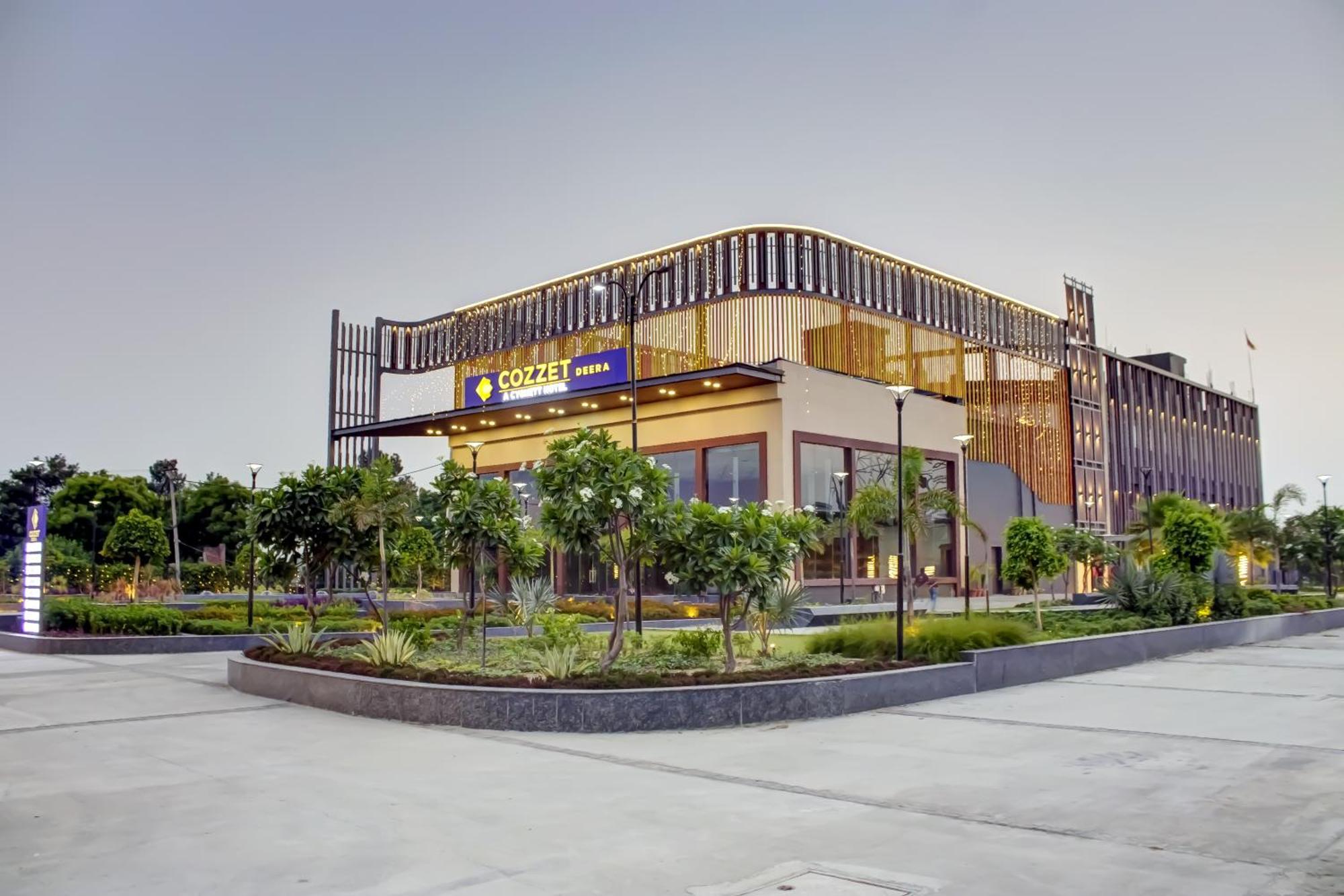 Cozzet Sonipat - A Cygnett Hotel Dış mekan fotoğraf